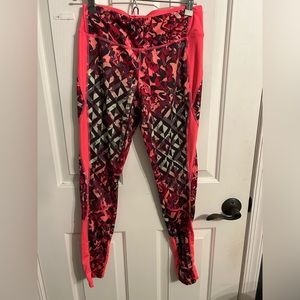 Avia retro workout leggings size small